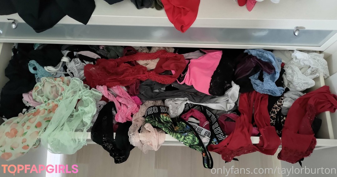 Photo nue de fuite OnlyFans de Taylorburton #20 Photo nue de fuite OnlyFans de Taylorburton #20