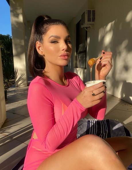Nicolethorne
