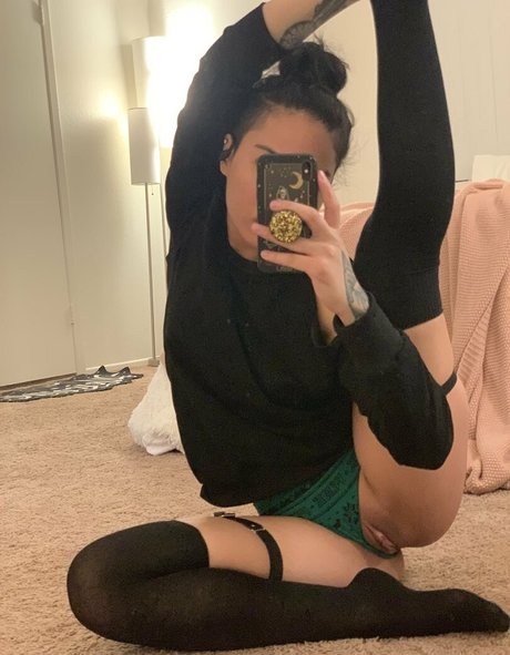 Photo nue de fuite OnlyFans de Honeygold