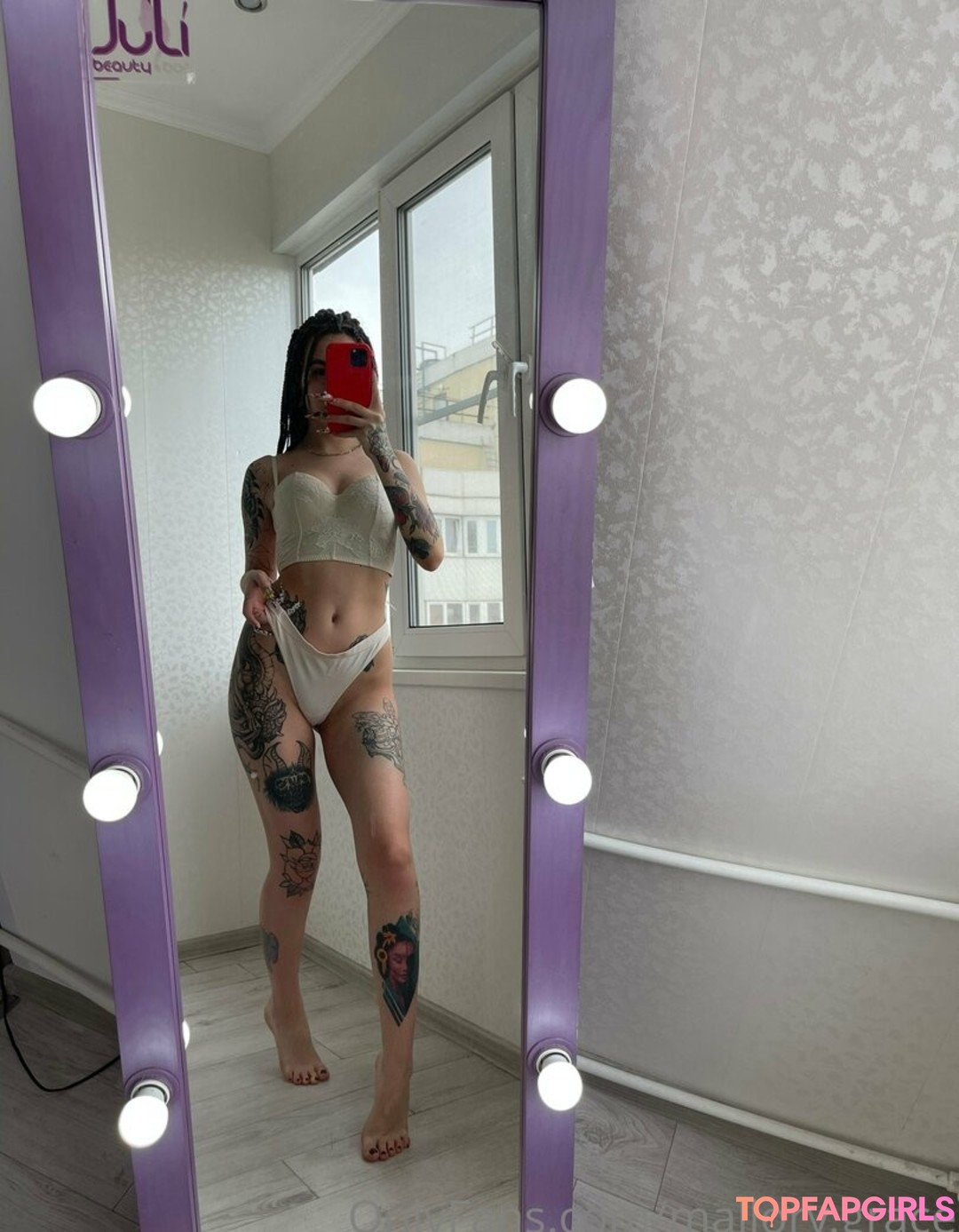 Photo nue de fuite OnlyFans de Mallorygrace #58 Photo nue de fuite OnlyFans de Mallorygrace #58