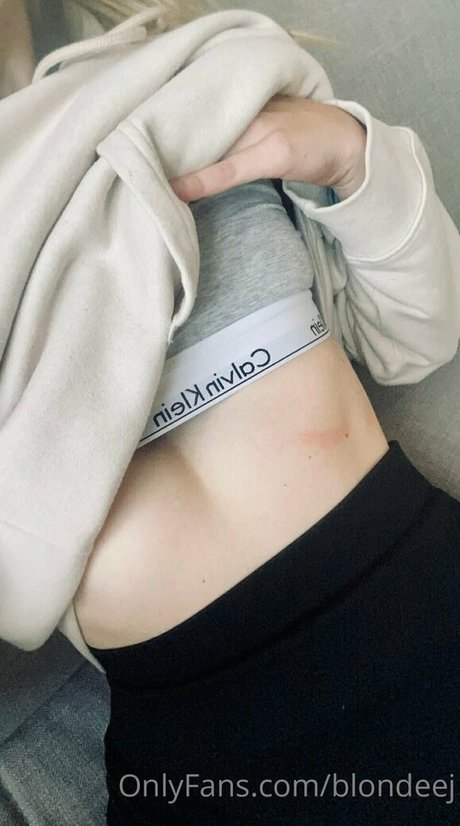 Photo nue de fuite OnlyFans de Blondeej