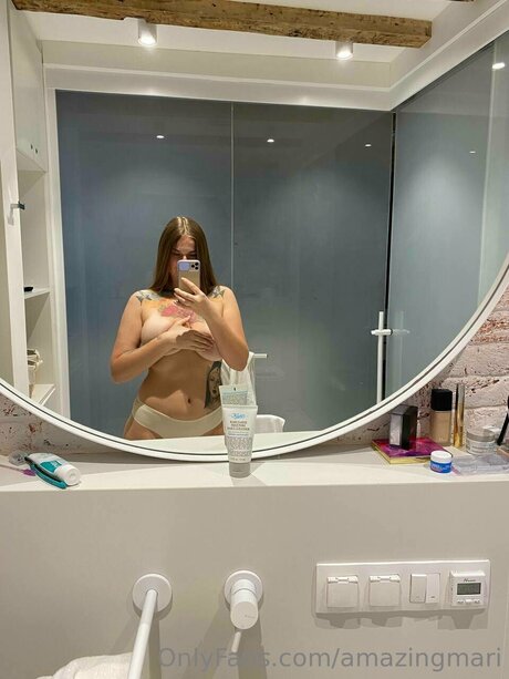 Photo nue de fuite OnlyFans de Amazingmari