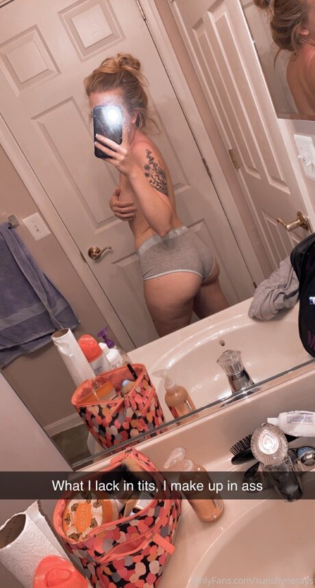 Photo nue de fuite OnlyFans de Sunshynerays
