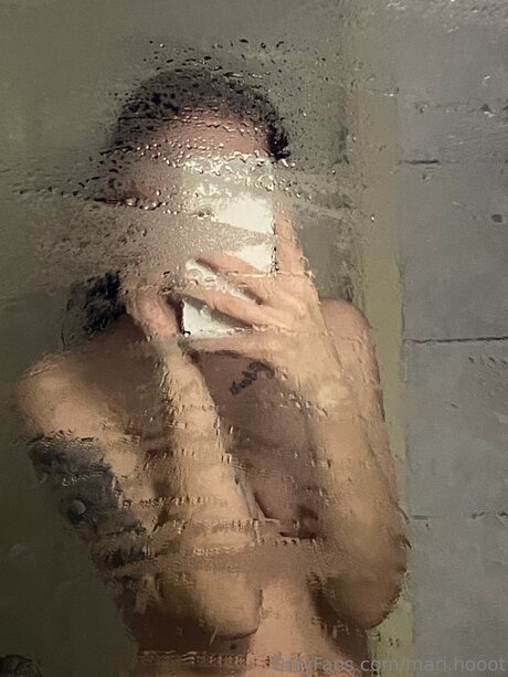 Photo nue de fuite OnlyFans de Mari Hooot