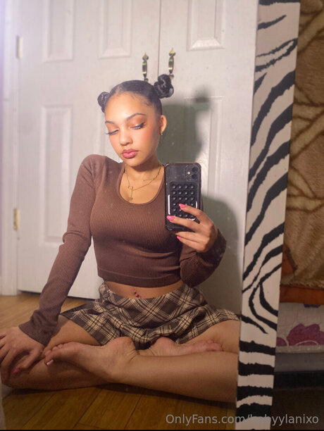 Photo nue de fuite OnlyFans de Babyylanixo