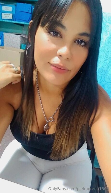 Pielmorena1506