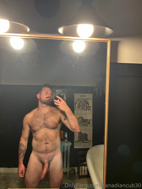 Photo nue de fuite OnlyFans de Canadiancub30