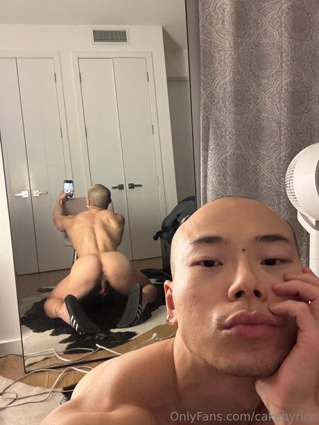 Photo nue de fuite OnlyFans de Cakebyrice