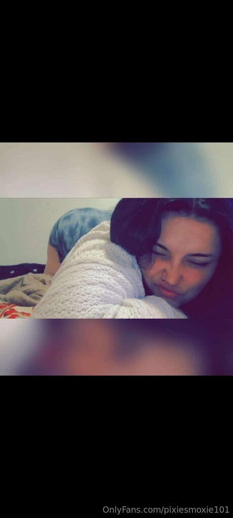 Photo nue de fuite OnlyFans de Pixiesmoxie101