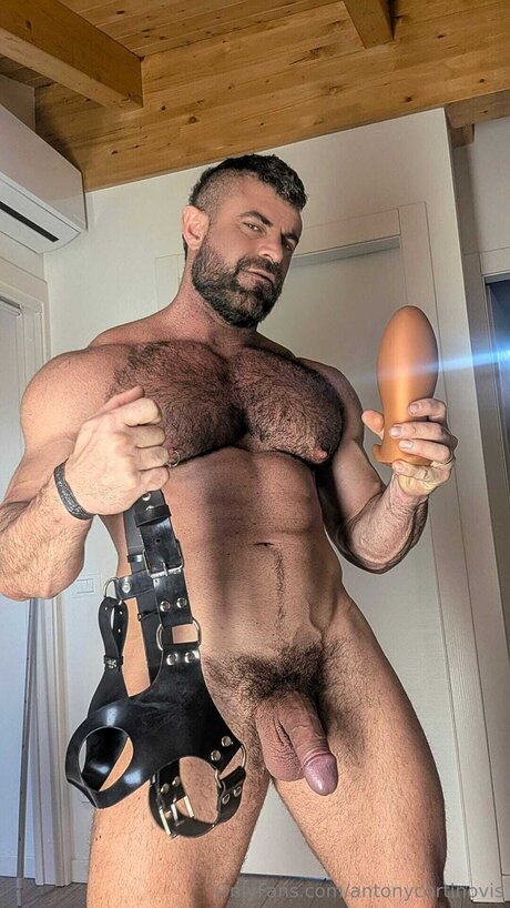 Photo nue de fuite OnlyFans de Antonycortinovis