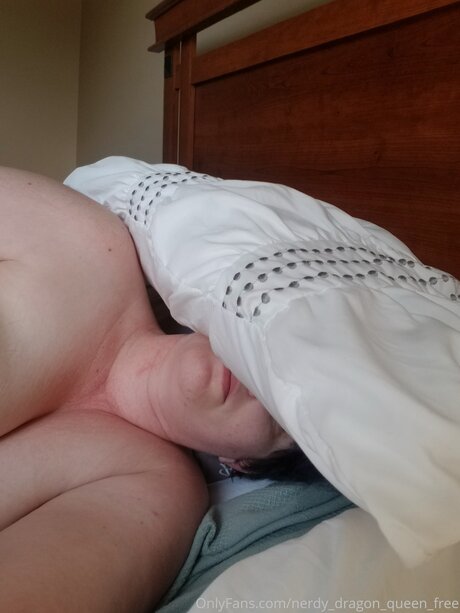 Nerdy Dragon Queen Free