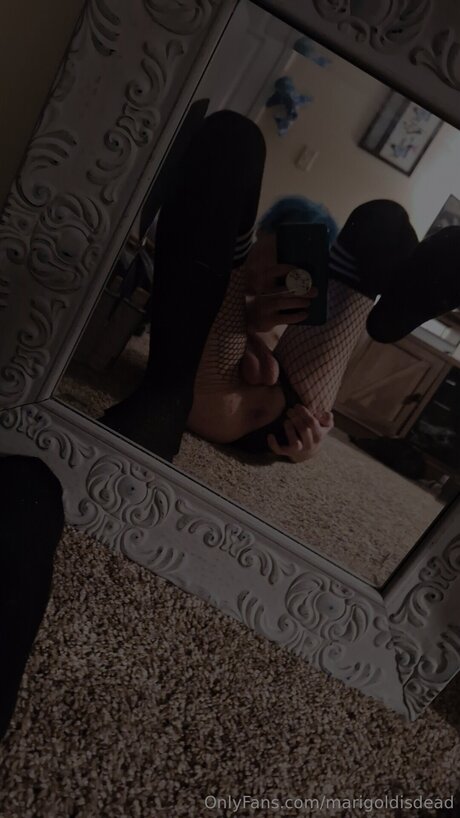 Photo nue de fuite OnlyFans de Marigoldisdead