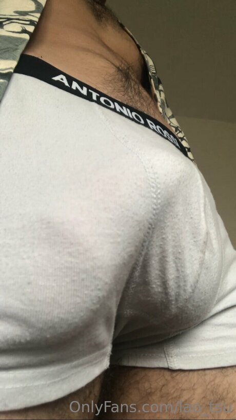 Photo nue de fuite OnlyFans de Lao Tsu