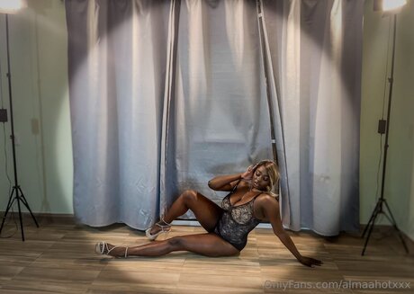 Almaahotxxx