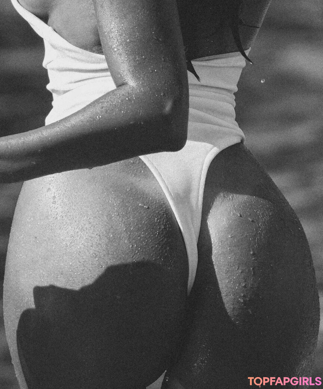 Photo nue de fuite OnlyFans de Sheila Pereira #32 Photo nue de fuite OnlyFans de Sheila Pereira #32