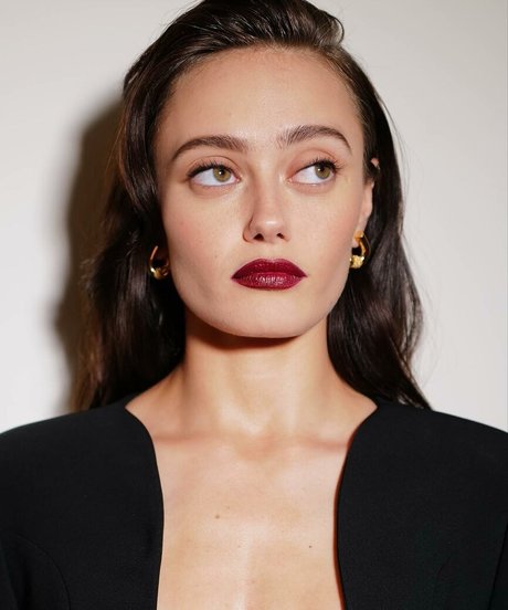 Ella Purnell