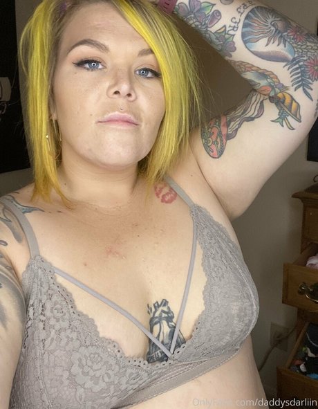 Photo nue de fuite OnlyFans de Daddysdarliin