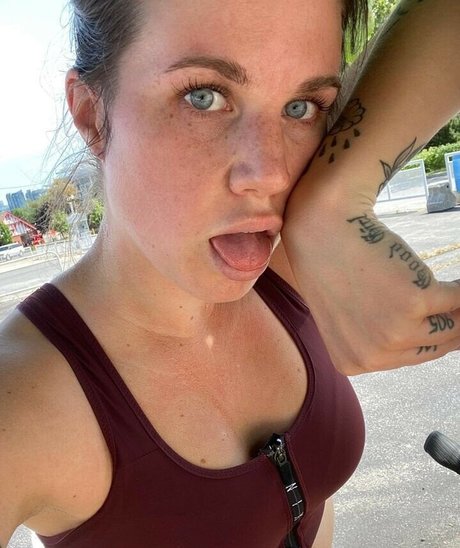 Photo nue de fuite OnlyFans de Horsegirldotjpeg