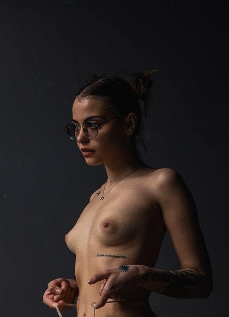 Photo nue de fuite OnlyFans de Aelmiramirae