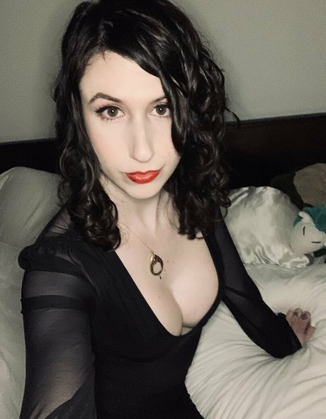 Photo nue de fuite OnlyFans de Bloody