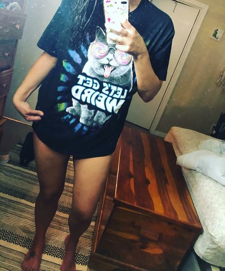 Photo nue de fuite OnlyFans de Tallnerdywoman