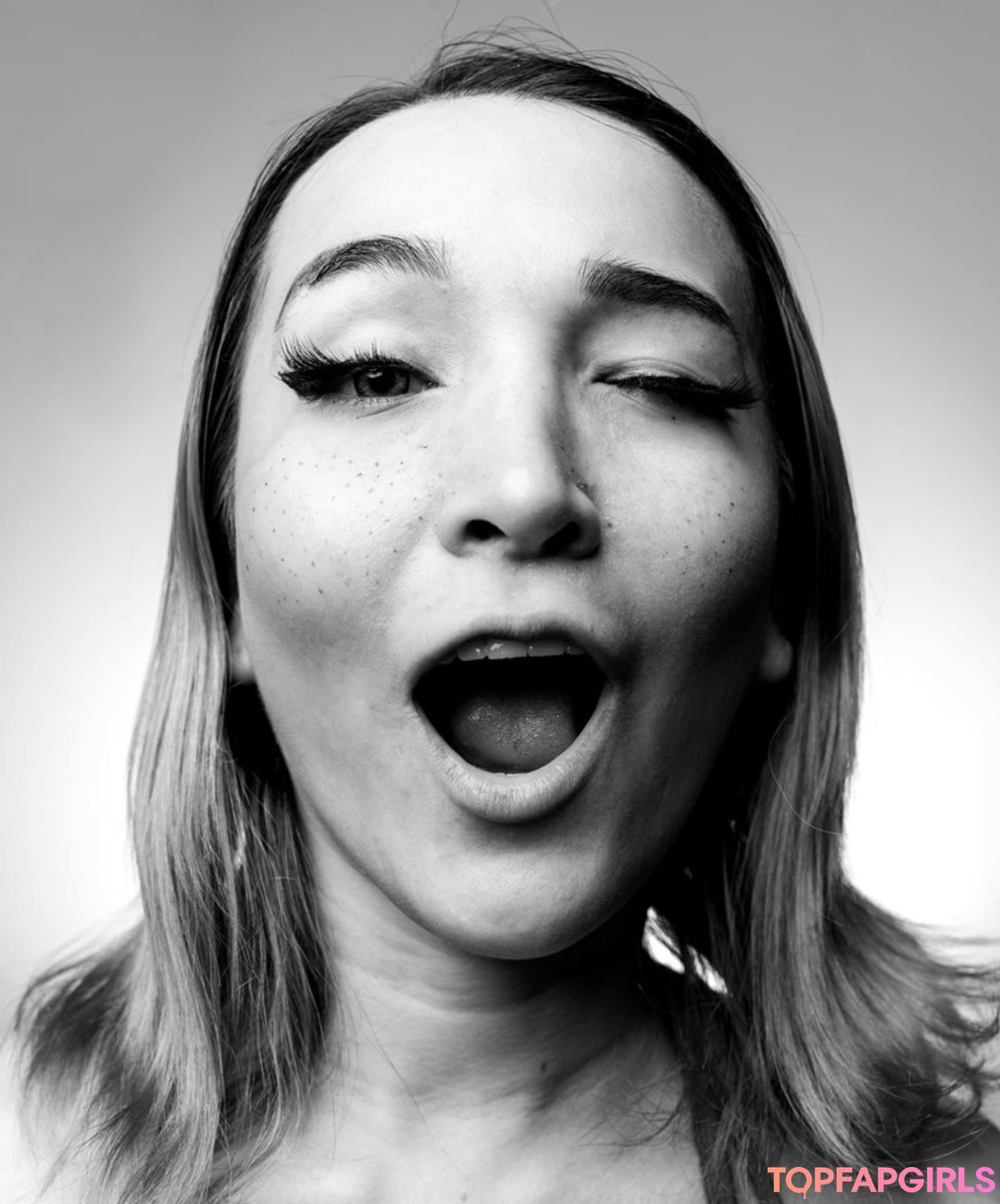 Photo nue de fuite OnlyFans de Alexiagwen #37 Photo nue de fuite OnlyFans de Alexiagwen #37