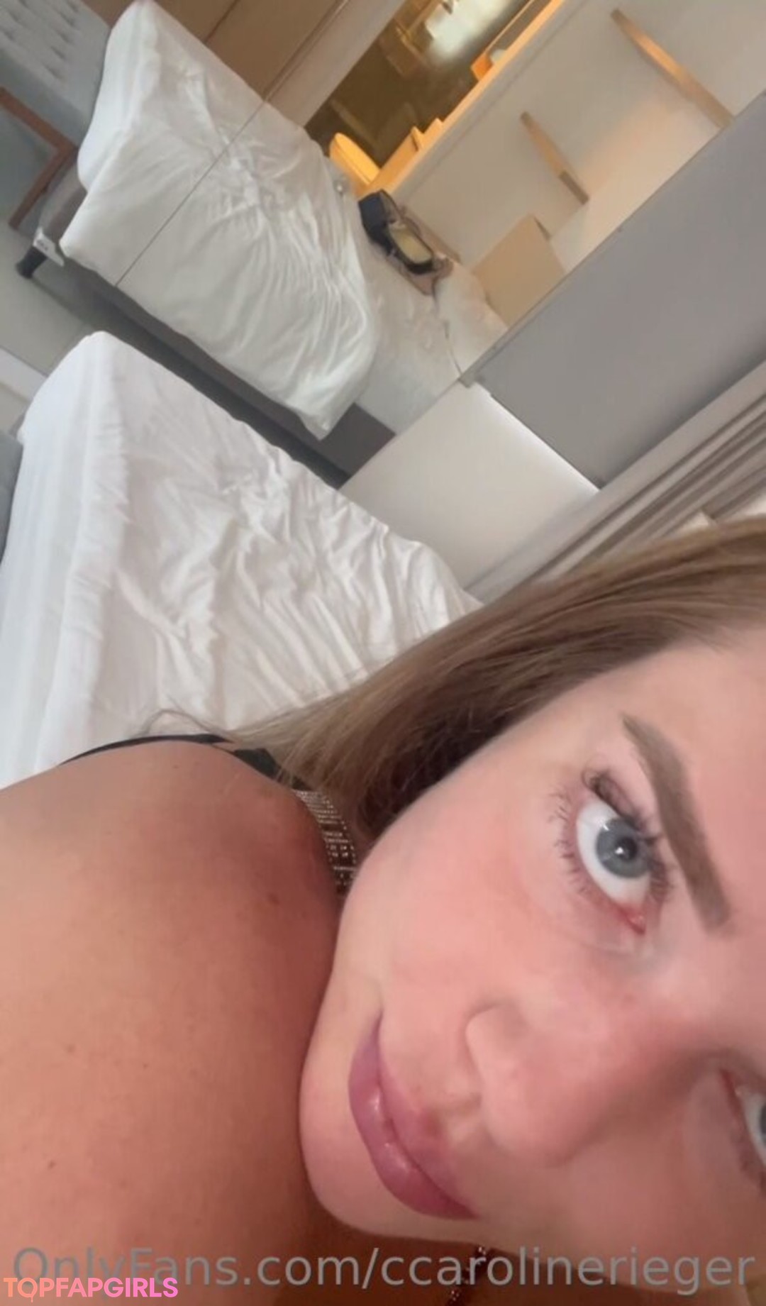Photo nue de fuite OnlyFans de Caroline Rieger #156 Photo nue de fuite OnlyFans de Caroline Rieger #156