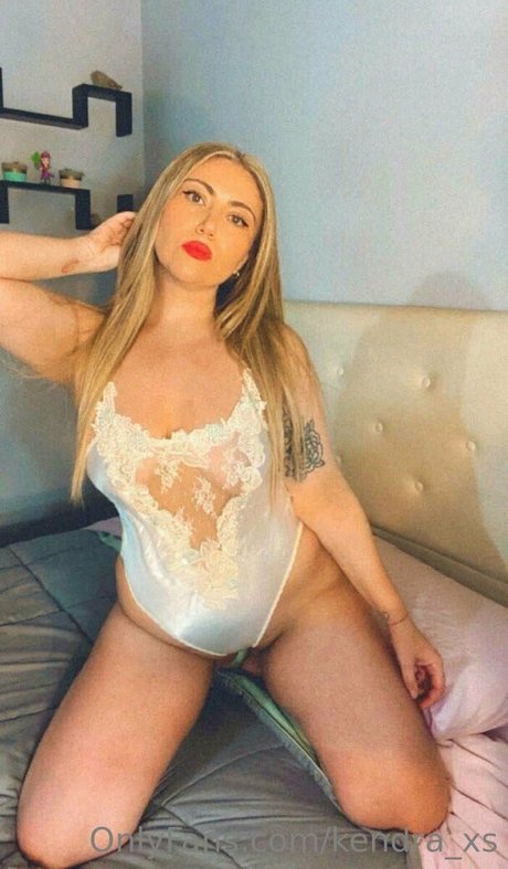 Kendra_xs