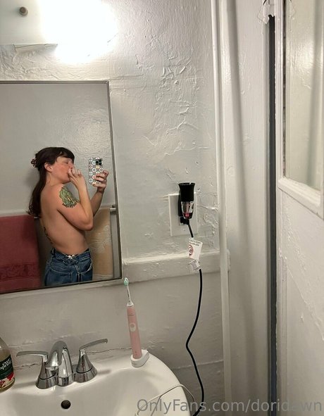 Photo nue de fuite OnlyFans de Doridawn