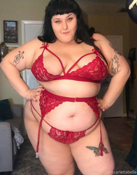 Scarletlabelle