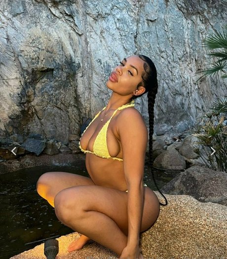 Eva_innocent