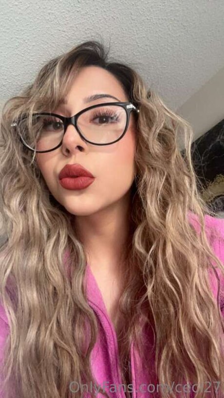 Photo nue de fuite OnlyFans de Ceci27