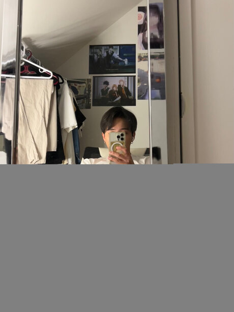U169517161