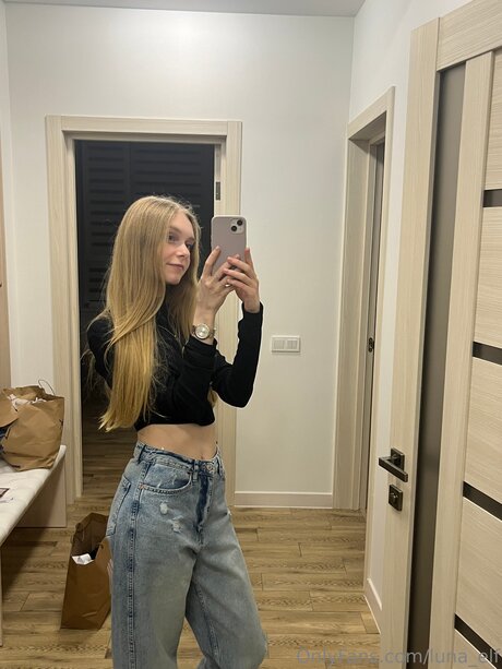 Arya Lune