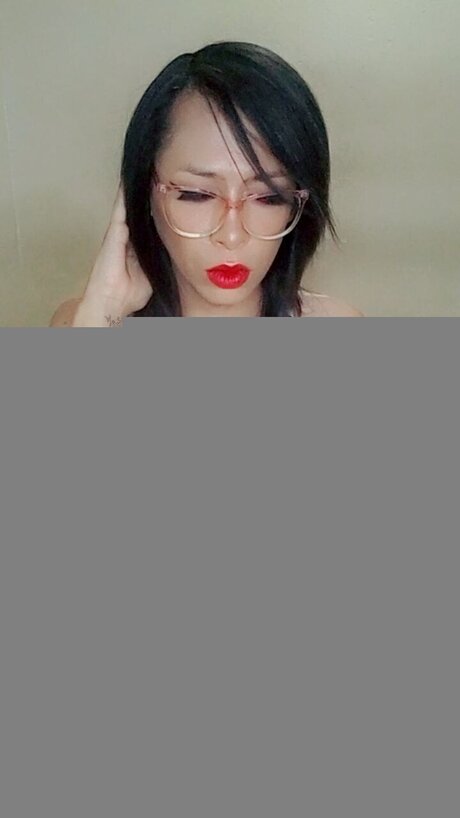Nicolehoneybee2