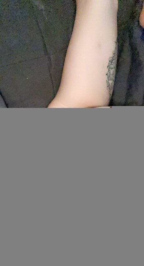 Photo nue de fuite OnlyFans de Esmerayxmilf