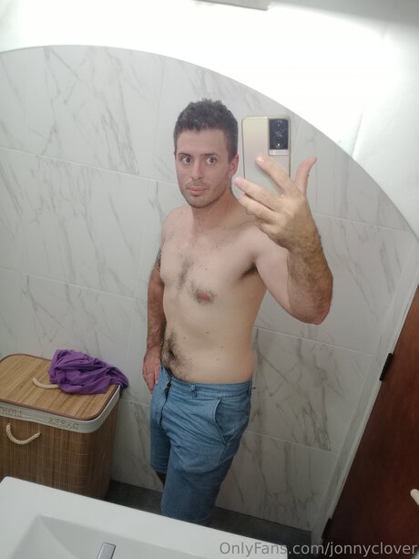 Photo nue de fuite OnlyFans de Jonnyclover