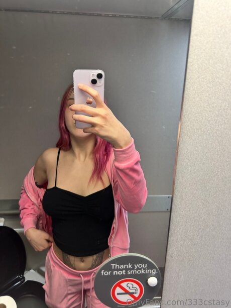 Photo nue de fuite OnlyFans de 333cstasy