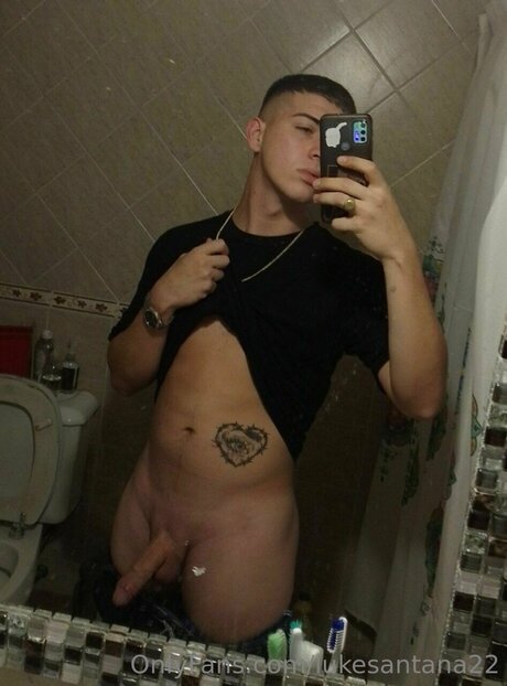 Photo nue de fuite OnlyFans de Lukesantana22
