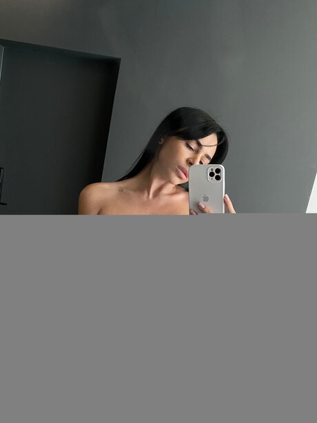 Lexxy Black