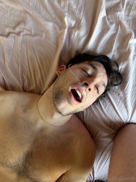 Photo nue de fuite OnlyFans de Boywithaboner