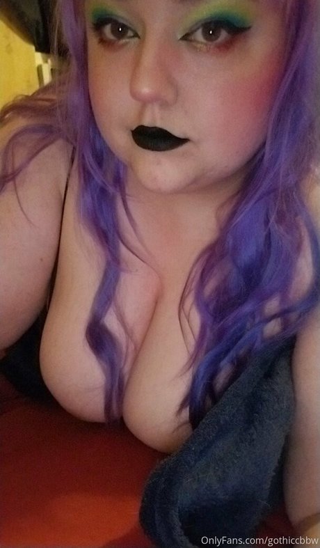 Photo nue de fuite OnlyFans de Gothiccbbw