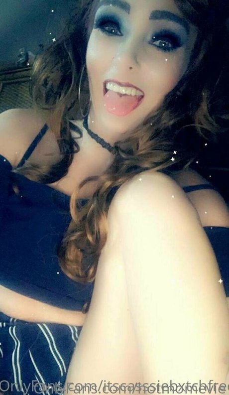 Hotmomevie