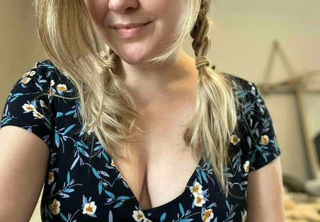 Hotmomevie