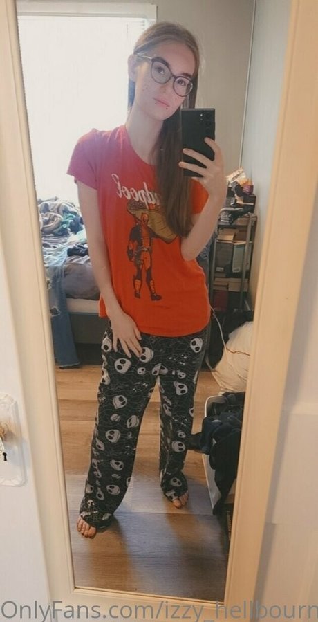 Izzyhellbourne