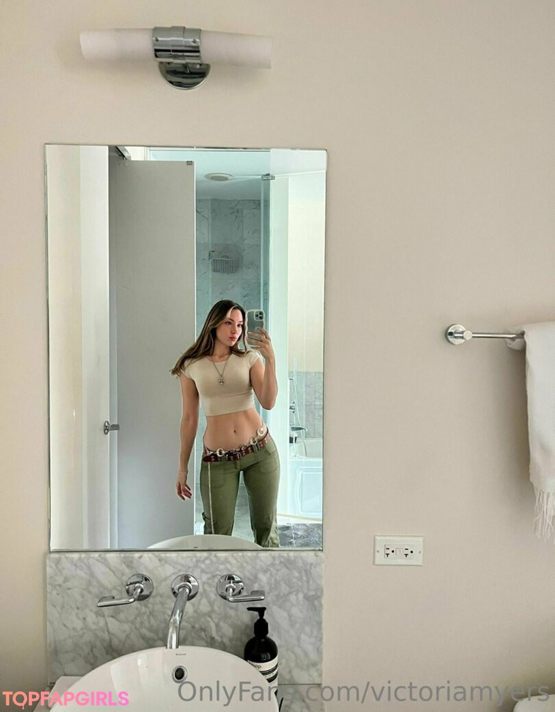 Photo nue de fuite OnlyFans de Victoriamyers #353 Photo nue de fuite OnlyFans de Victoriamyers #353