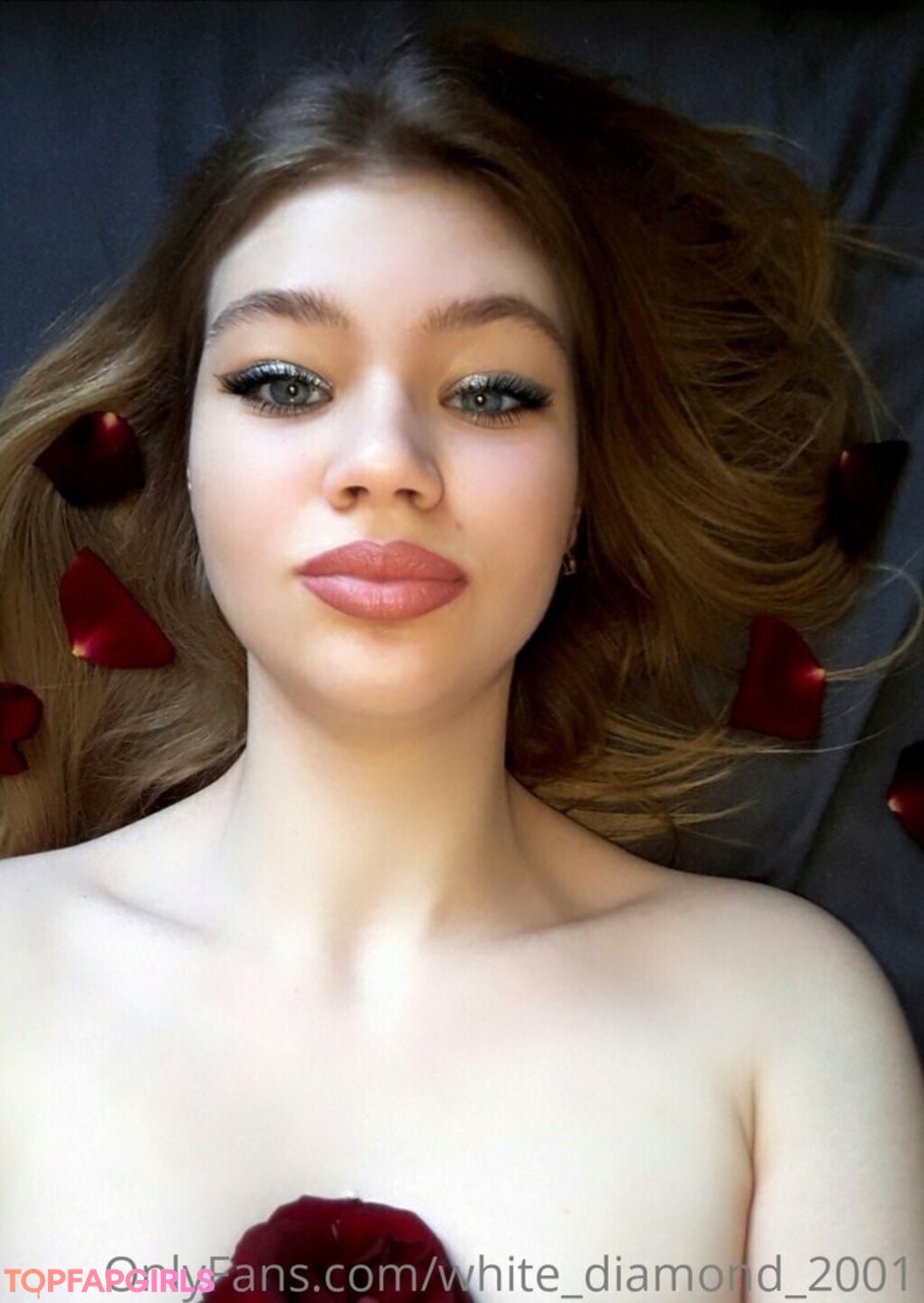 Photo nue de fuite OnlyFans de Whitediamond2001 #13 Photo nue de fuite OnlyFans de Whitediamond2001 #13