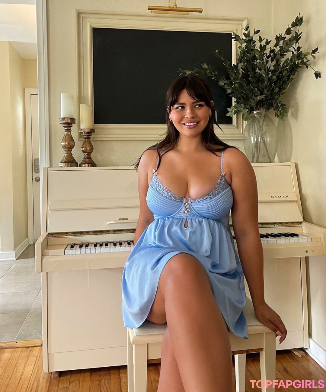 Photo nue de fuite OnlyFans de Bellaagolden #16 Photo nue de fuite OnlyFans de Bellaagolden #16