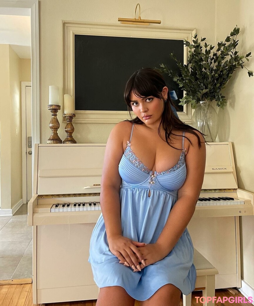 Photo nue de fuite OnlyFans de Bellaagolden #17 Photo nue de fuite OnlyFans de Bellaagolden #17