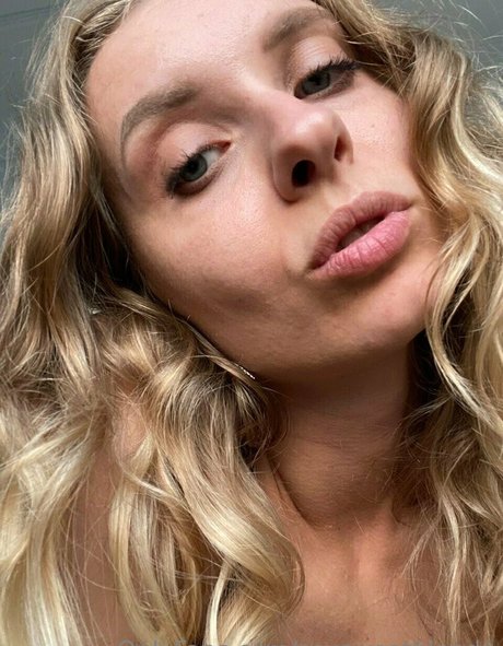 Photo nue de fuite OnlyFans de Sexsweetblonde